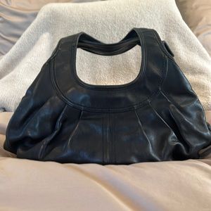 Coach Black Leather Ergo Kiss Lock Shoulder Bag No.K0769-12248